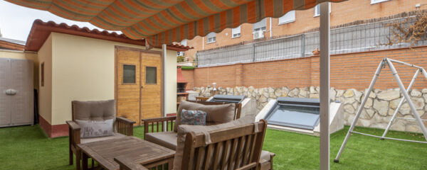 salon de jardin en teck